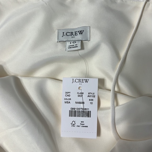 J Crew Factory Scalloped top NWT - Picture 3 of 4